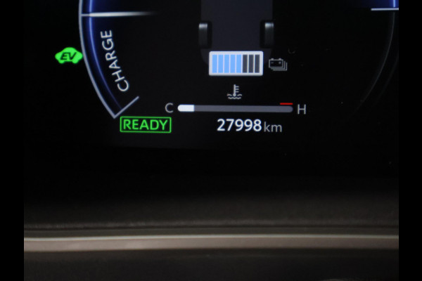 Toyota Corolla High Power Hybrid 200 Dynamic | Dodehoek detectie | Stoel-/Stuurverwarming | Parkeersensoren | Apple Carplay & AndroidAUTO Toyota Corolla High Power Hybrid 200 Dynamic | Dodehoek detectie | Stoel-/Stuurverwarming | Parkeersensoren | Apple Carplay & AndroidAUTO