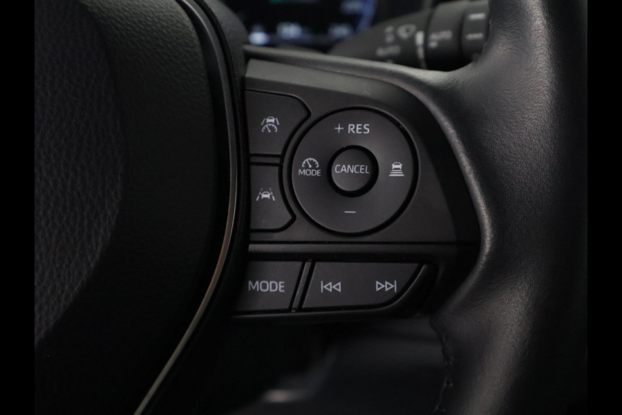 Toyota Corolla High Power Hybrid 200 Dynamic | Dodehoek detectie | Stoel-/Stuurverwarming | Parkeersensoren | Apple Carplay & AndroidAUTO Toyota Corolla High Power Hybrid 200 Dynamic | Dodehoek detectie | Stoel-/Stuurverwarming | Parkeersensoren | Apple Carplay & AndroidAUTO