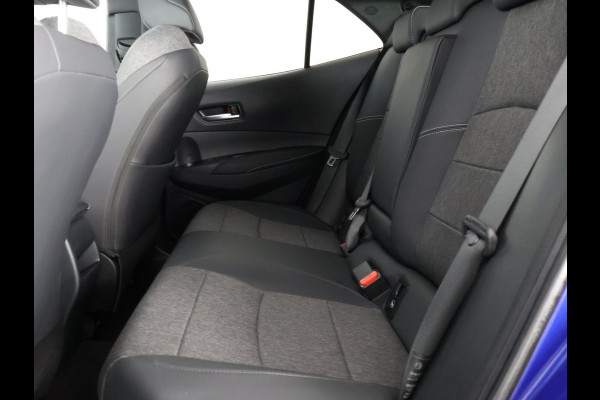 Toyota Corolla High Power Hybrid 200 Dynamic | Dodehoek detectie | Stoel-/Stuurverwarming | Parkeersensoren | Apple Carplay & AndroidAUTO Toyota Corolla High Power Hybrid 200 Dynamic | Dodehoek detectie | Stoel-/Stuurverwarming | Parkeersensoren | Apple Carplay & AndroidAUTO