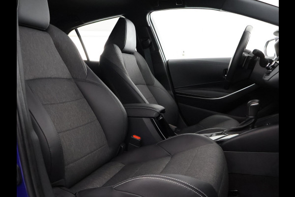 Toyota Corolla High Power Hybrid 200 Dynamic | Dodehoek detectie | Stoel-/Stuurverwarming | Parkeersensoren | Apple Carplay & AndroidAUTO Toyota Corolla High Power Hybrid 200 Dynamic | Dodehoek detectie | Stoel-/Stuurverwarming | Parkeersensoren | Apple Carplay & AndroidAUTO