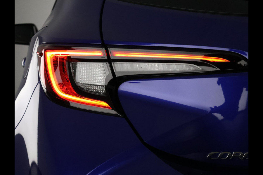 Toyota Corolla High Power Hybrid 200 Dynamic | Dodehoek detectie | Stoel-/Stuurverwarming | Parkeersensoren | Apple Carplay & AndroidAUTO Toyota Corolla High Power Hybrid 200 Dynamic | Dodehoek detectie | Stoel-/Stuurverwarming | Parkeersensoren | Apple Carplay & AndroidAUTO