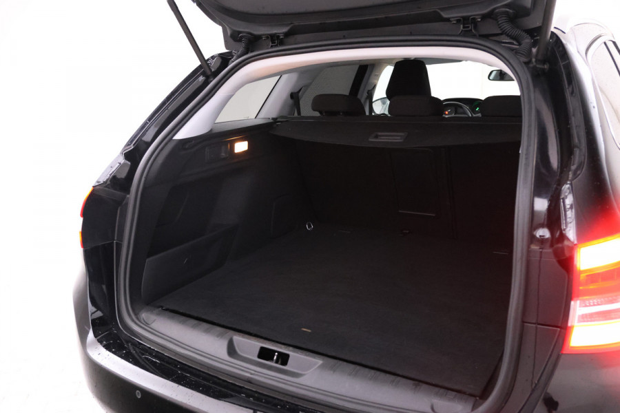 Peugeot 308 SW 1.2 PureTech Allure Navigatie, Cliamte, Lmv,