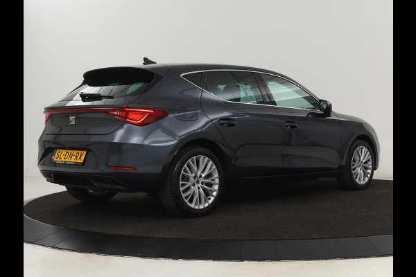 Seat Leon 1.4 TSI eHybrid PHEV Xcellence | Adaptive cruise | Carplay | Sfeerverlichting | Navigatie | Leder/Alcantara | Camera | Digital Cockpit | Plug In