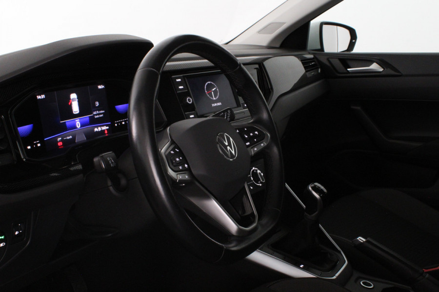 Volkswagen Polo 1.0 MPI > Stoelverwarming/Apple Carplay/Android Auto/Parkeersensor voor en achter