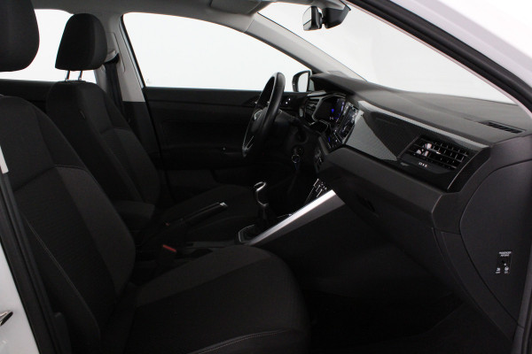 Volkswagen Polo 1.0 MPI > Stoelverwarming/Apple Carplay/Android Auto/Parkeersensor voor en achter