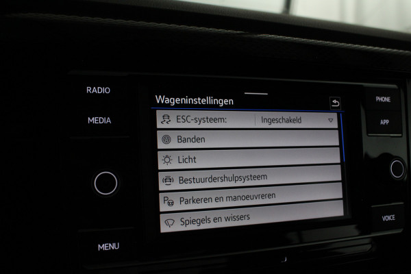 Volkswagen Polo 1.0 MPI > Stoelverwarming/Apple Carplay/Android Auto/Parkeersensor voor en achter