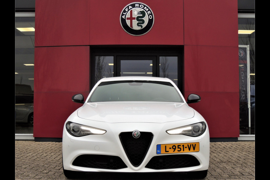 Alfa Romeo Giulia 2.0T Super│19'' LMV │Navi│Veloce look│CarPlay | Android Auto | PDC | Automaat