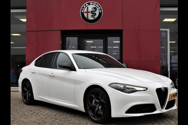 Alfa Romeo Giulia 2.0T Super│19'' LMV │Navi│Veloce look│CarPlay | Android Auto | PDC | Automaat
