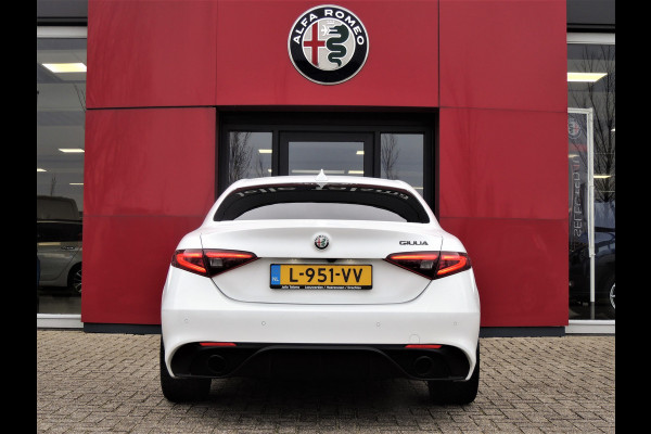 Alfa Romeo Giulia 2.0T Super│19'' LMV │Navi│Veloce look│CarPlay | Android Auto | PDC | Automaat