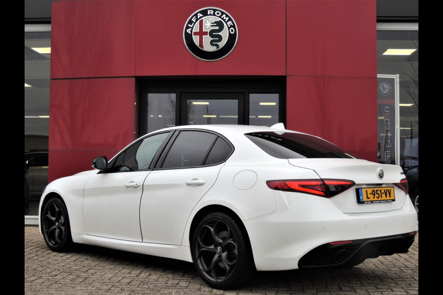 Alfa Romeo Giulia 2.0T Super│19'' LMV │Navi│Veloce look│CarPlay | Android Auto | PDC | Automaat