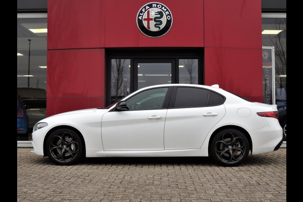 Alfa Romeo Giulia 2.0T Super│19'' LMV │Navi│Veloce look│CarPlay | Android Auto | PDC | Automaat