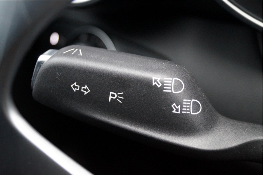 Alfa Romeo Giulia 2.0T Super│19'' LMV │Navi│Veloce look│CarPlay | Android Auto | PDC | Automaat