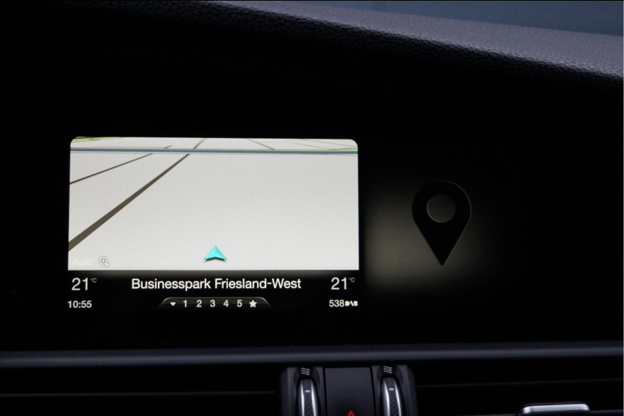 Alfa Romeo Giulia 2.0T Super│19'' LMV │Navi│Veloce look│CarPlay | Android Auto | PDC | Automaat