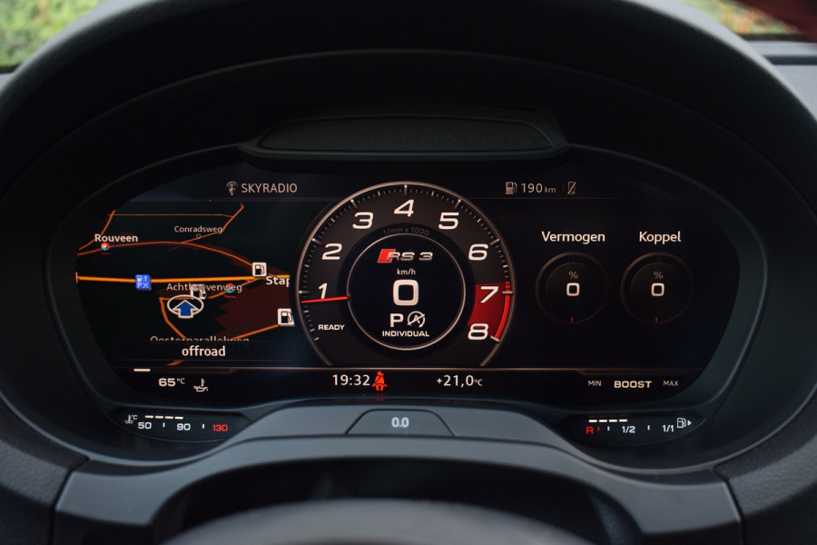Audi RS3 Sportback 2.5 TFSI 400pk Quattro | Pano | Leer | B&O Audi RS3 Sportback 2.5 TFSI 400pk Quattro | Pano | Leer | B&O