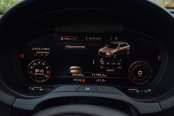 Audi RS3 Sportback 2.5 TFSI 400pk Quattro | Pano | Leer | B&O Audi RS3 Sportback 2.5 TFSI 400pk Quattro | Pano | Leer | B&O