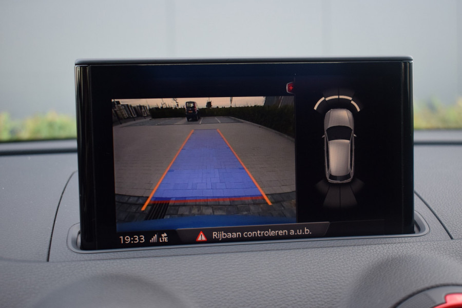 Audi RS3 Sportback 2.5 TFSI 400pk Quattro | Pano | Leer | B&O Audi RS3 Sportback 2.5 TFSI 400pk Quattro | Pano | Leer | B&O