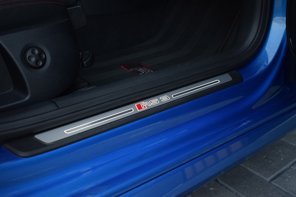 Audi RS3 Sportback 2.5 TFSI 400pk Quattro | Pano | Leer | B&O Audi RS3 Sportback 2.5 TFSI 400pk Quattro | Pano | Leer | B&O