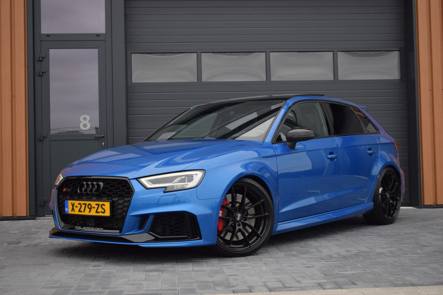 Audi RS3 Sportback 2.5 TFSI 400pk Quattro | Pano | Leer | B&O Audi RS3 Sportback 2.5 TFSI 400pk Quattro | Pano | Leer | B&O