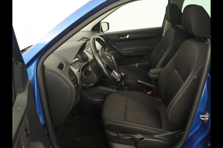 Škoda Fabia 1.2 TSI Drive | Climate control | DAB | Cruise control | Navigatie | Bluetooth | Parkeerhulp | Getint glas | LED
