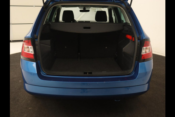 Škoda Fabia 1.2 TSI Drive | Climate control | DAB | Cruise control | Navigatie | Bluetooth | Parkeerhulp | Getint glas | LED
