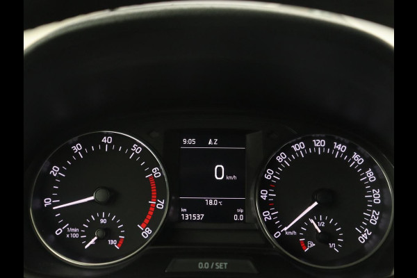 Škoda Fabia 1.2 TSI Drive | Climate control | DAB | Cruise control | Navigatie | Bluetooth | Parkeerhulp | Getint glas | LED