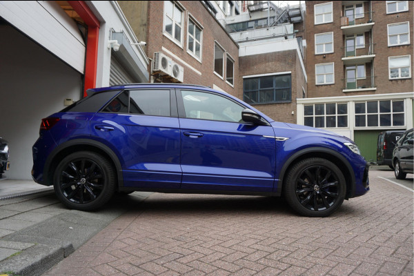 Volkswagen T-Roc 1.5 TSI R-Line Black Style | Facelift | Panoramadak | IQ light | Virtual cockpit | Adaptive + Lane departure | Apple Carplay | Sfeerverlichting | Dealer onderhouden Business+