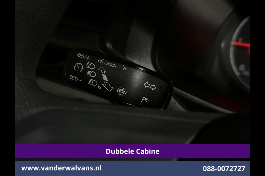 Volkswagen Transporter 2.0 TDI L2H1 Dubbele Cabine Euro6 Airco | 2200kg Trekhaak | Apple Carplay Cruisecontrol, Android Auto, 5-Zits, Parkeersensoren