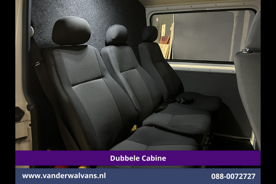Volkswagen Transporter 2.0 TDI L2H1 Dubbele Cabine Euro6 Airco | 2200kg Trekhaak | Apple Carplay Cruisecontrol, Android Auto, 5-Zits, Parkeersensoren