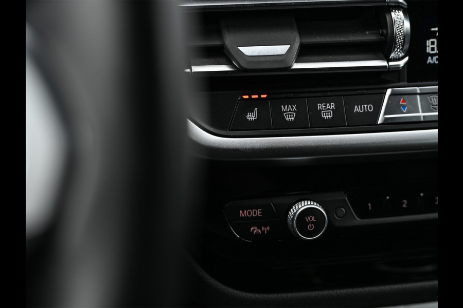 BMW X3 xDrive30e HIGH EXECUTIVE | M-SPORT | ACTIVE CRUISE | EL. TREKHAAK | CAMERA | VIRTUAL COCKPIT | LEDER | STOELVERWARMING | SHADOW