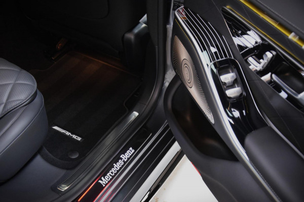 Mercedes-Benz S-Klasse 580 e 4MATIC Lang AMG Line Panoramadak|Org.NL|Dealer Onderhouden|BTW|Achterass-besturing