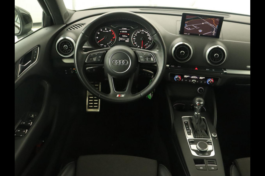 Audi A3 30 TFSI Sport S Line Edition | Sportstoelen | Full LED | Half leder | Navigatie | Climate control | Cruise control | Parkeerhulp