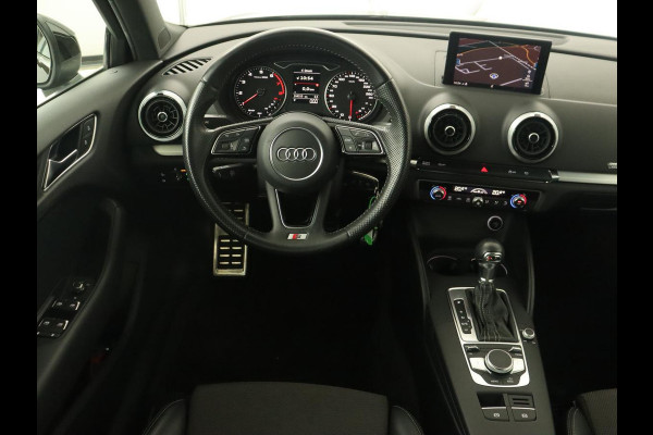 Audi A3 30 TFSI Sport S Line Edition | Sportstoelen | Full LED | Half leder | Navigatie | Climate control | Cruise control | Parkeerhulp