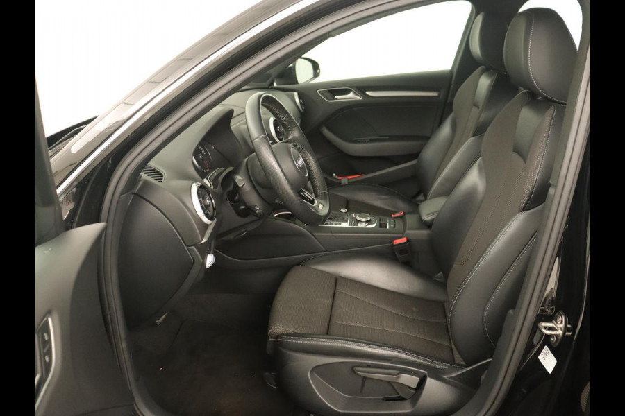 Audi A3 30 TFSI Sport S Line Edition | Sportstoelen | Full LED | Half leder | Navigatie | Climate control | Cruise control | Parkeerhulp