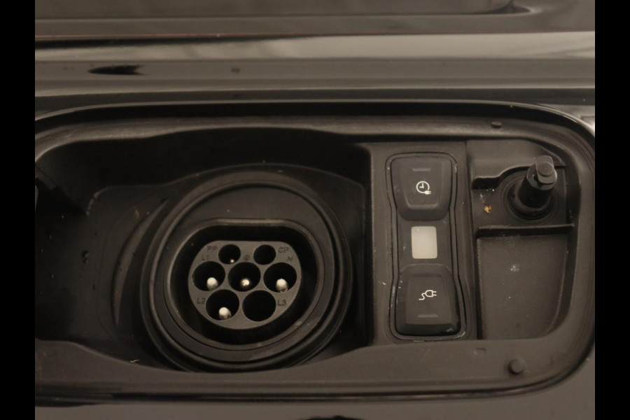 Audi A6 50 TFSIe quattro S edition | Panoramadak | Bang & Olufsen | Nappaleder | Stoelverwarming | Carplay | Memory | Camera | Navigatie | Full LED | Parkeerhulp | Virtual Cockpit | PHEV | Plug In