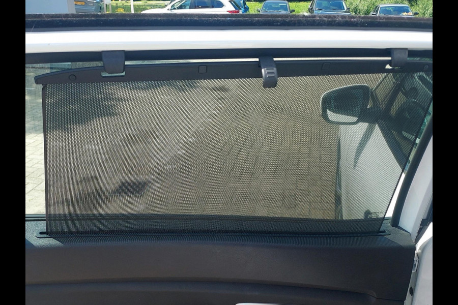 Renault Grand Scénic 1.3 TCe Intens 7p. | automaat | 7-zitter | Renault Grand Scénic 1.3 TCe Intens 7p. | automaat | 7-zitter |