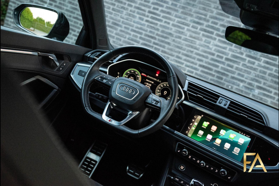 Audi Q3 Sportback 45 TFSI e S Line Panodak|Sonos|MatrixLED|20Inch|360'|