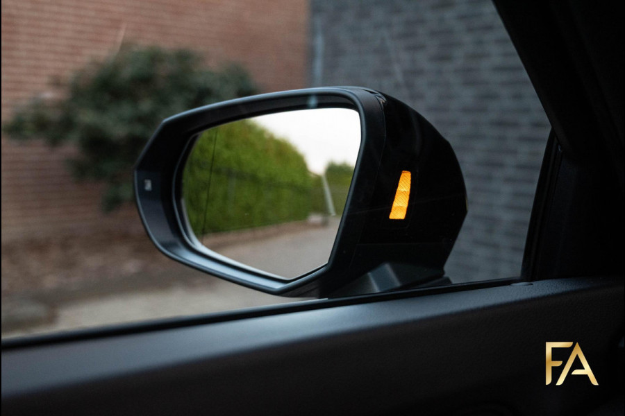 Audi Q3 Sportback 45 TFSI e S Line Panodak|Sonos|MatrixLED|20Inch|360'|