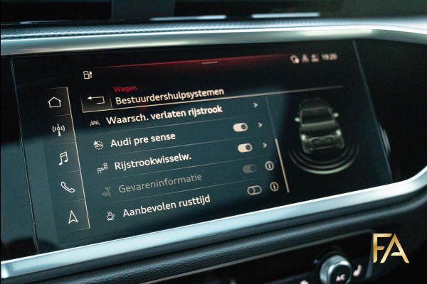 Audi Q3 Sportback 45 TFSI e S Line Panodak|Sonos|MatrixLED|20Inch|360'|