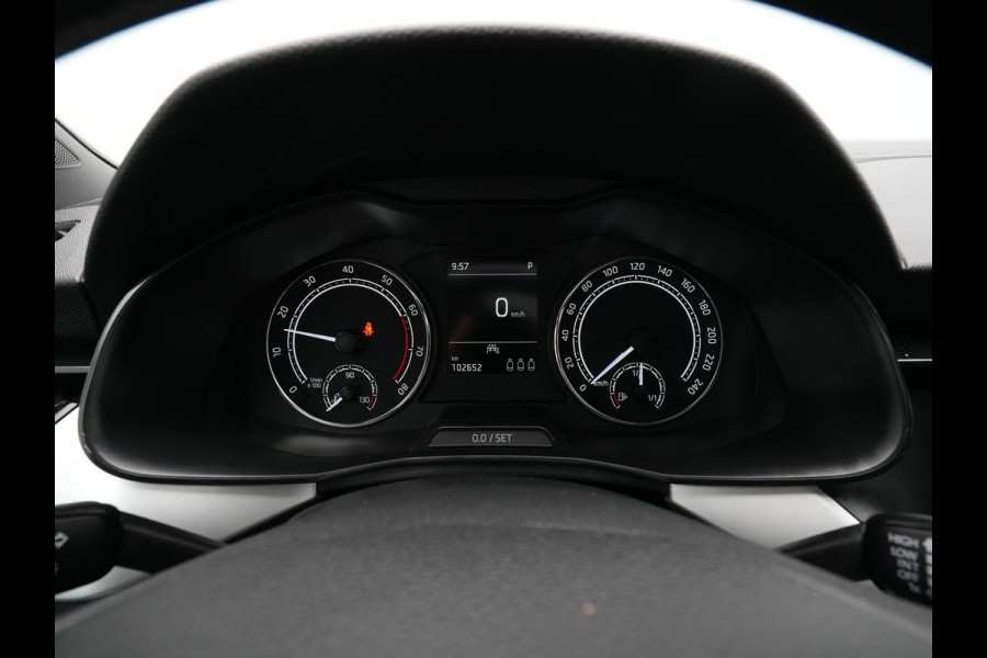 Škoda Kamiq 1.0 TSI Sport Business Navi via App Panoramadak Pdc Clima Lane Assist