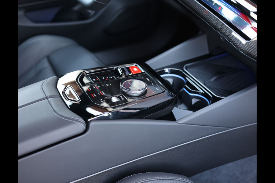 BMW M5 Touring | Direct leverbaar - Urban Green - Drivers Pack