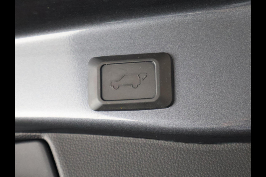 Toyota RAV4 2.5 Plug-in Hybrid AWD Dynamic | 1500KG trekgewicht | Afneembare Trekhaak| Stuur- & Stoelverwarming | Apple Carplay & AndroidAUTO | Toyota RAV4 2.5 Plug-in Hybrid AWD Dynamic | 1500KG trekgewicht | Afneembare Trekhaak| Stuur- & Stoelverwarming | Apple Carplay & AndroidAUTO |