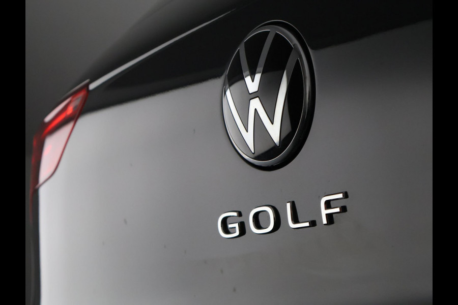 Volkswagen Golf 1.0 TSI Golf | Apple Carplay/Android Auto | Parkeersensoren Voor & Achter | Volkswagen Golf 1.0 TSI Golf | Apple Carplay/Android Auto | Parkeersensoren Voor & Achter |