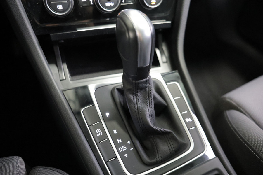 Volkswagen GOLF Variant 1.5 TSI Highline CARPLAY ACC STOEL/ST MASSAGE CAMERA '20