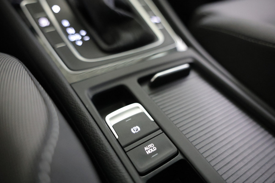 Volkswagen GOLF Variant 1.5 TSI Highline CARPLAY ACC STOEL/ST MASSAGE CAMERA '20