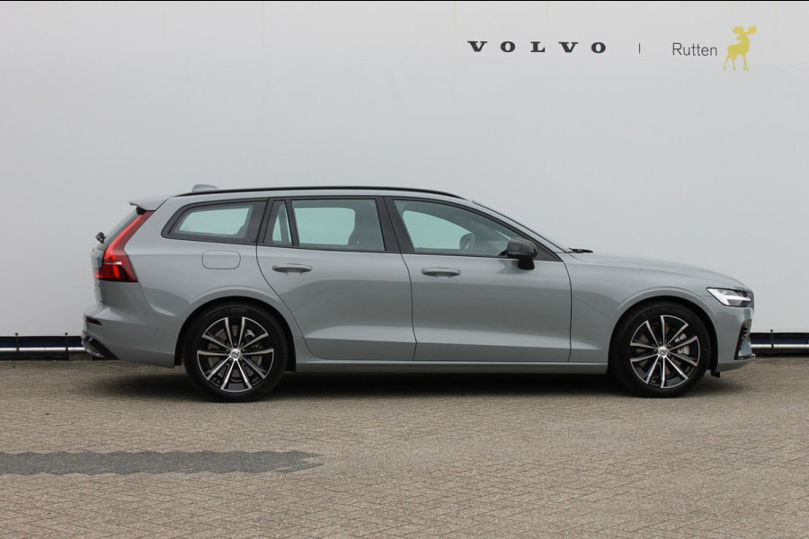 Volvo V60 T6 350PK Autm. Plug-in hybrid AWD Plus Dark Long Range / Google infotainment / Semi elekrisch wegklapbare trekhaak / Verwarmbare voorruit / Elektrisch bedienbare voorstoelen met geheugen / Verwarmbare voorstoelen