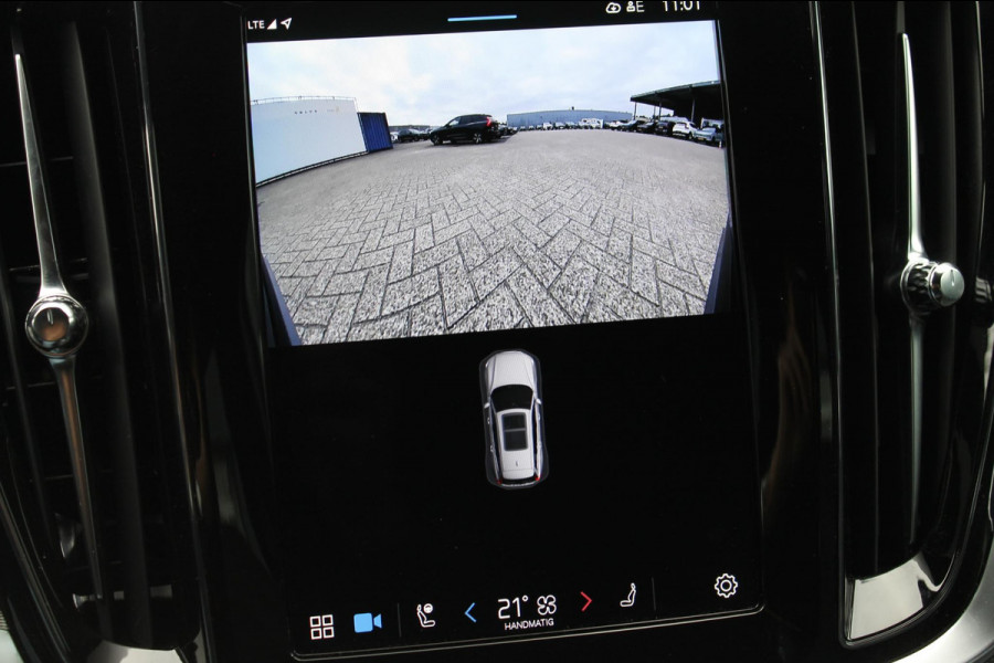 Volvo V60 T6 350PK Autm. Plug-in hybrid AWD Plus Dark Long Range / Google infotainment / Semi elekrisch wegklapbare trekhaak / Verwarmbare voorruit / Elektrisch bedienbare voorstoelen met geheugen / Verwarmbare voorstoelen