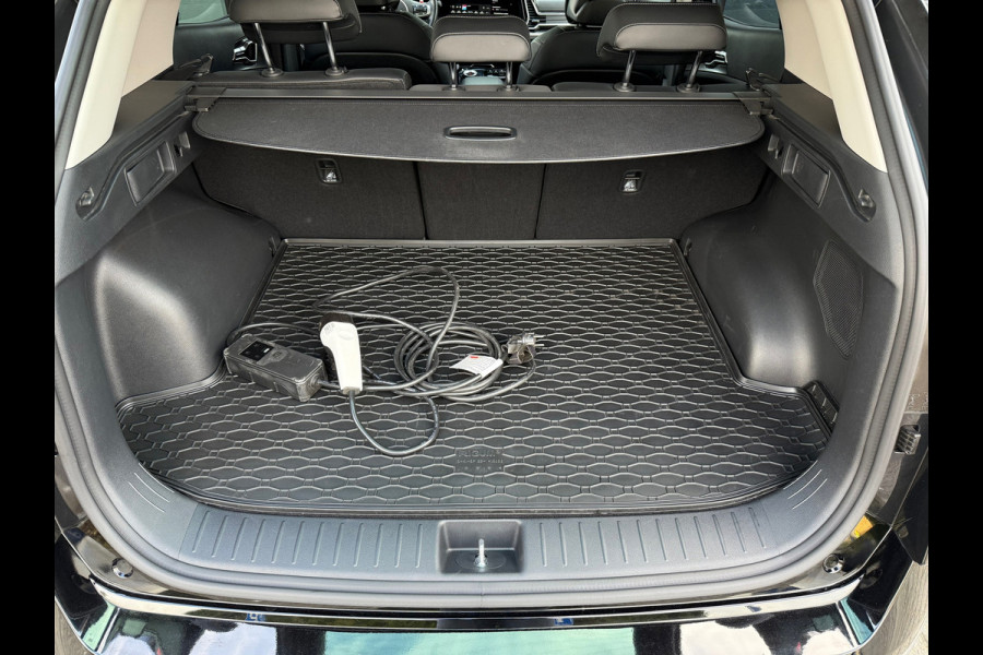 Kia Sportage 1.6 T-GDi Plug-in Hybrid AWD DynamicLine - Automaat - Navi - Camera