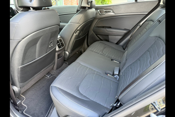 Kia Sportage 1.6 T-GDi Plug-in Hybrid AWD DynamicLine - Automaat - Navi - Camera