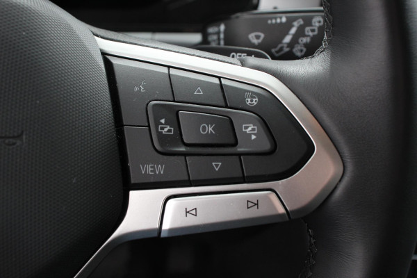 Volkswagen T-Roc 1.5 TSI 150pk DSG Life | Navigatie | Apple Carplay/Android Auto | Parkeersensoren | Camera | Adaptive Cruise Control | Park Assist | Stoelverwarming | Ledverlichting voor | Virtual Cockpit | Climate Control