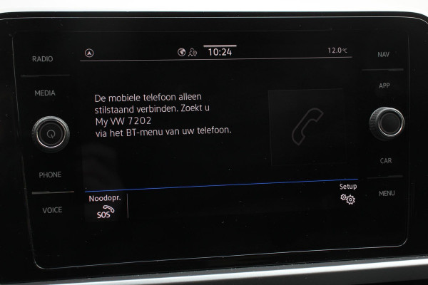 Volkswagen T-Roc 1.5 TSI 150pk DSG Life | Navigatie | Apple Carplay/Android Auto | Parkeersensoren | Camera | Adaptive Cruise Control | Park Assist | Stoelverwarming | Ledverlichting voor | Virtual Cockpit | Climate Control